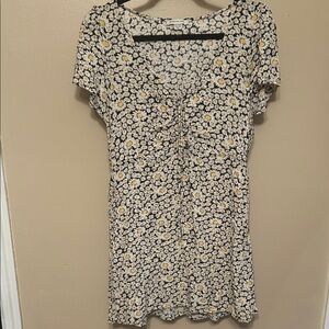 American Eagle Daisy themed Yellow Black and White Floral Mini Dress